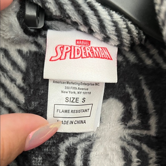 Marvel Spider-Man Robe - Picture 2 of 2